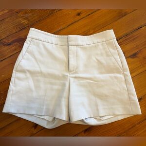 🌸 2 for 30 🌸 Banana Republic Women’s White High-Waist Tailored Shorts - Lined